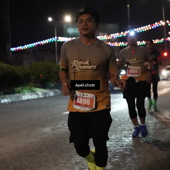 Runner Photo 4359833