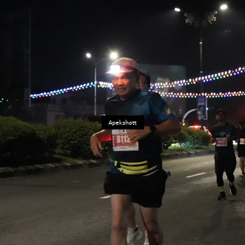 Runner Photo 4359871