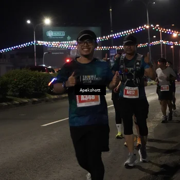 Runner Photo 4359927