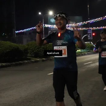 Runner Photo 4359932