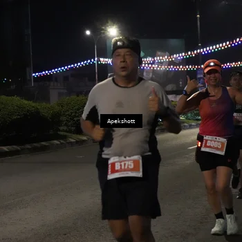 Runner Photo 4359938