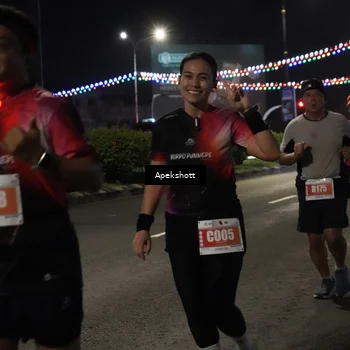 Runner Photo 4359940