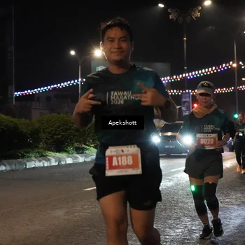 Runner Photo 4359968