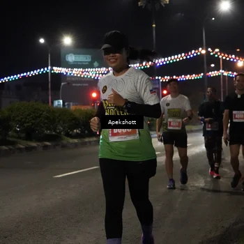 Runner Photo 4359977
