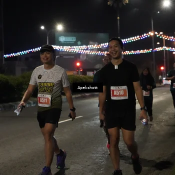 Runner Photo 4359981