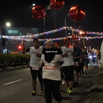 Runner Photo 4359990