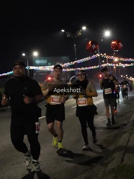 Runner Photo 4360001
