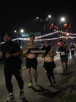 Runner Photo 4360003