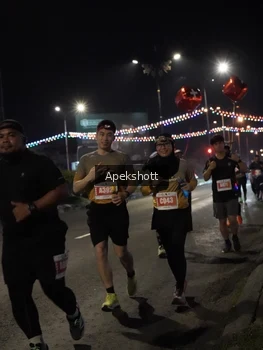 Runner Photo 4360005