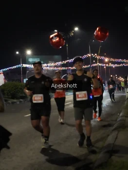 Runner Photo 4360013
