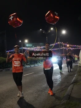 Runner Photo 4360020