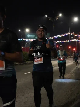 Runner Photo 4360042