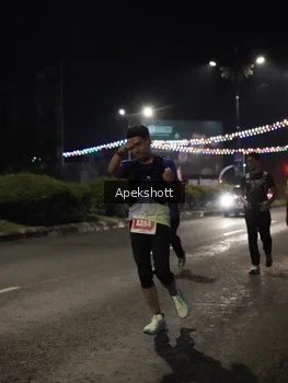 Runner Photo 4360056