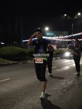 Runner Photo 4360060