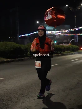 Runner Photo 4360072