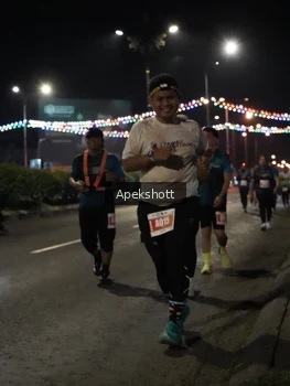 Runner Photo 4360086