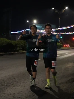 Runner Photo 4360090