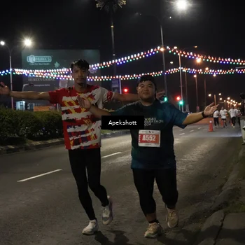 Runner Photo 4360102