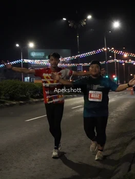 Runner Photo 4360105