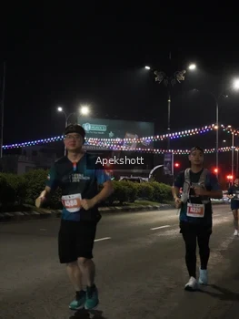 Runner Photo 4360171