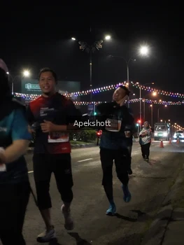 Runner Photo 4360191