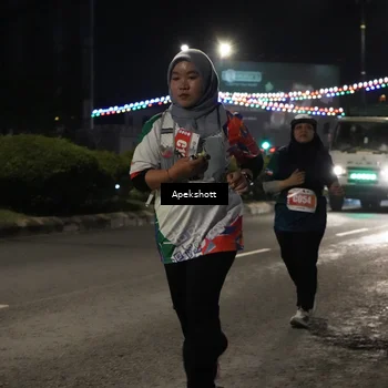 Runner Photo 4360202