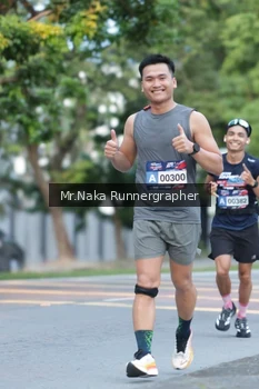 Runner Photo 43621