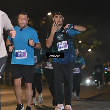 Runner Photo 4364190