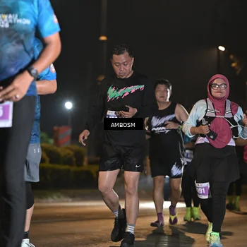 Runner Photo 4364257