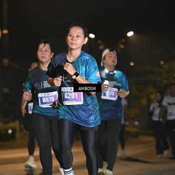 Runner Photo 4364306