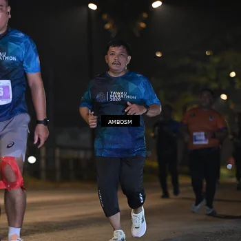 Runner Photo 4364400