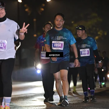Runner Photo 4364498