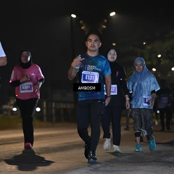 Runner Photo 4365502