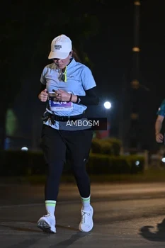 Runner Photo 4366084