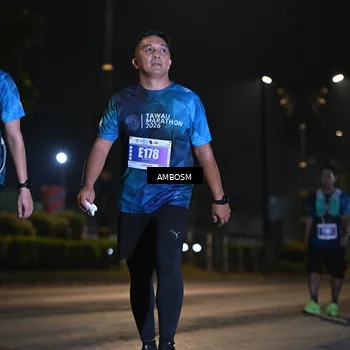 Runner Photo 4366142