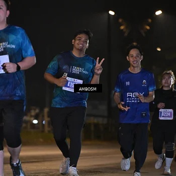 Runner Photo 4366371