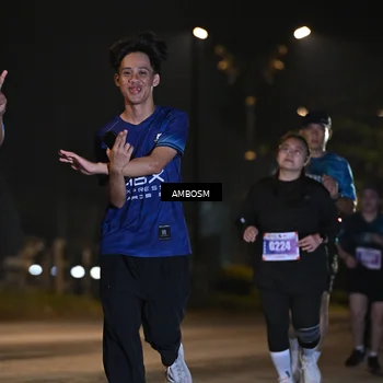 Runner Photo 4366393