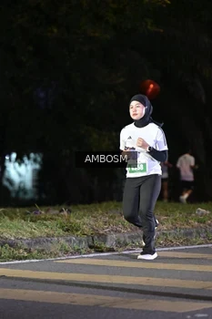 Runner Photo 4369713