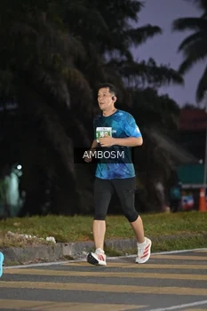 Runner Photo 4370088