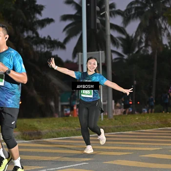 Runner Photo 4370172
