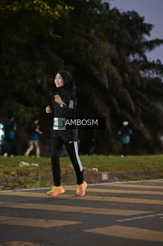 Runner Photo 4370245