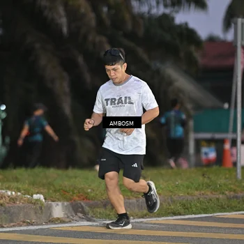 Runner Photo 4370359
