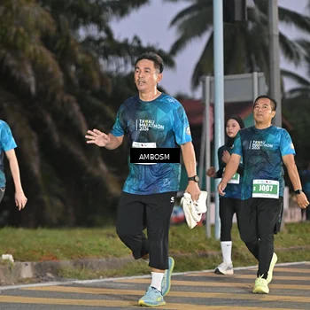 Runner Photo 4370449