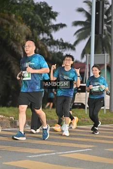 Runner Photo 4370947