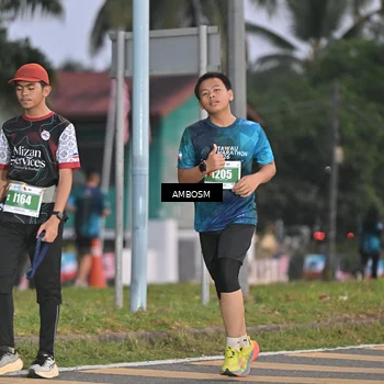 Runner Photo 4371005