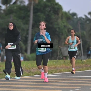 Runner Photo 4371012