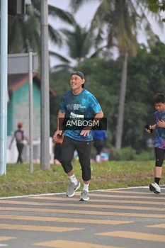 Runner Photo 4371108