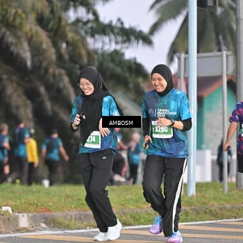 Runner Photo 4371365