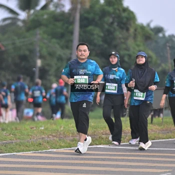 Runner Photo 4371383