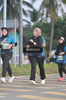 Runner Photo 4371398